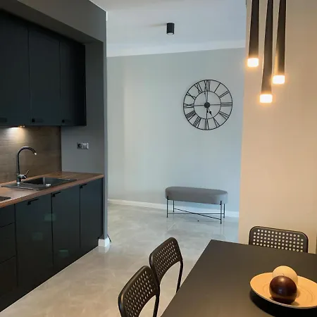 Warmia 58m2 - 2 Pokojowy Z Podziemnym Miejscem Postojowym