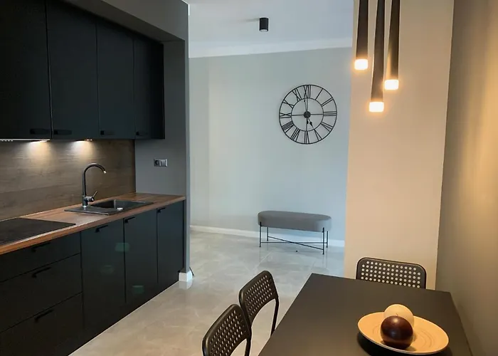 Warmia 58m2 - 2 Pokojowy Z Podziemnym Miejscem Postojowym